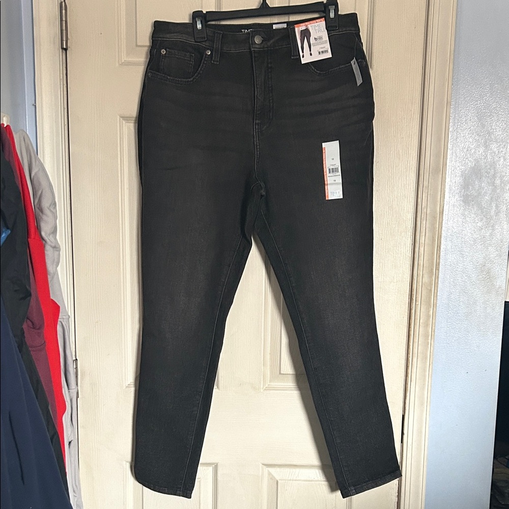 NWT Time & Tru black high rise curvy skinny jeans size 12